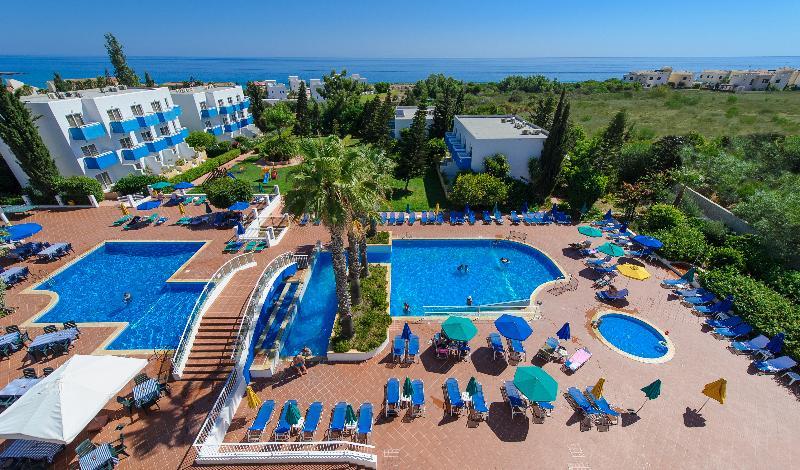 Paramount Hotel Apartments Protaras Esterno foto