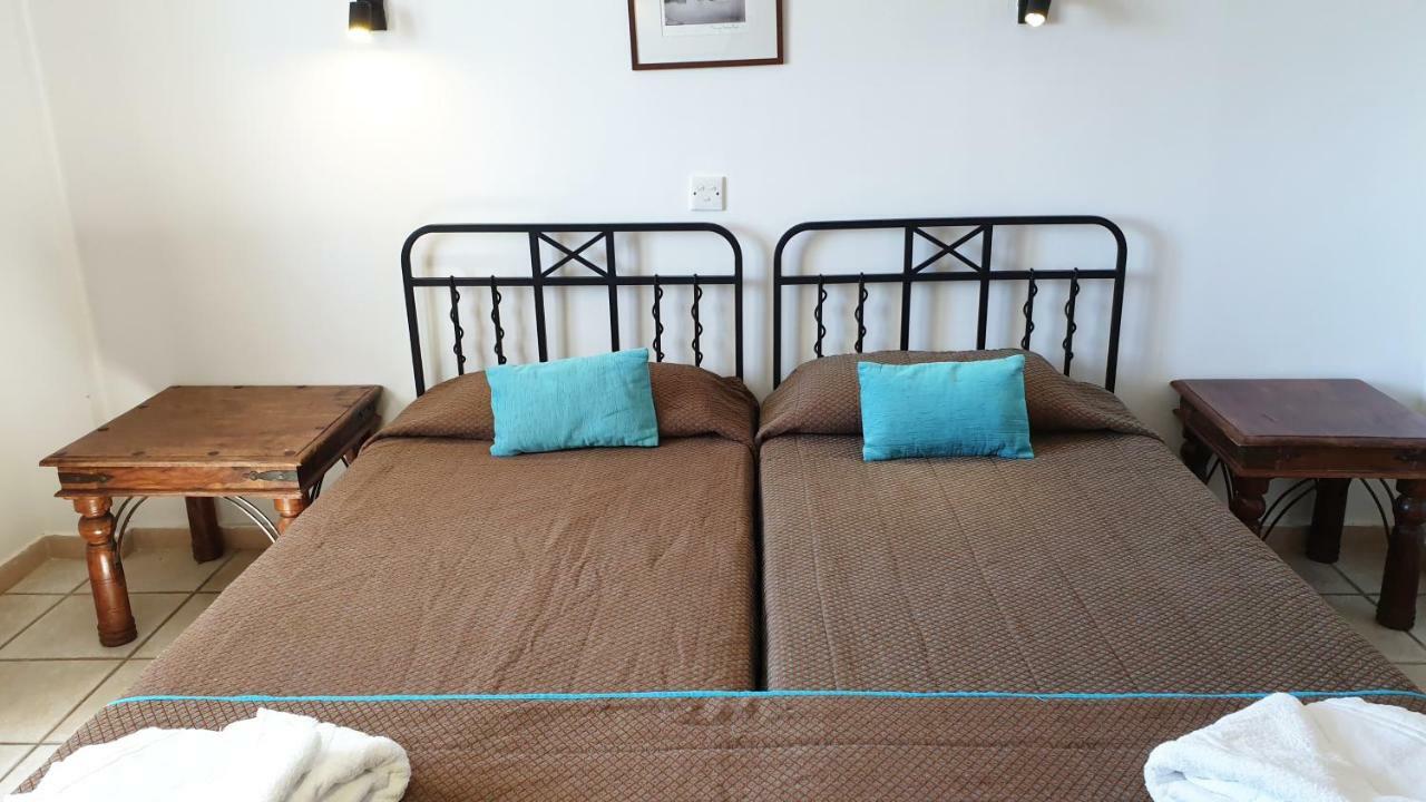 Paramount Hotel Apartments Protaras Esterno foto